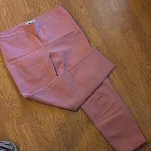 Chaus Dusty Pink Capris